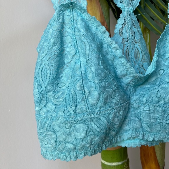 Free People Galloon Lace Racerback Bra - Picture 4 of 8